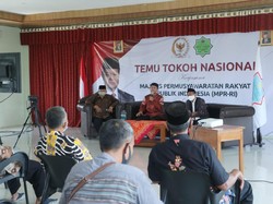 HNW Sebut Hari Pahlawan Buah dari Resolusi Jihad Hasyim Asyari