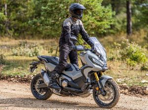 Honda X-ADV Diet, Tenaganya Kini Tambah Besar Honda X-ADV Diet, Tenaganya Kini Tambah Besar