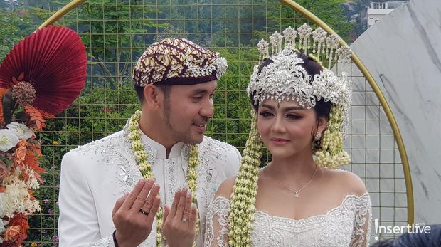 Jenita Janet dan Danu Sofwan
