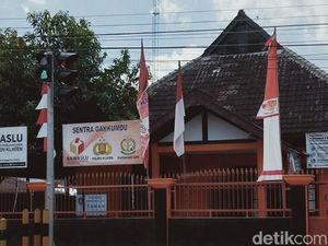 Bawaslu Klaten Rekomendasikan Sanksi 2 Camat-Lurah Diduga Langgar Netralitas Bawaslu Klaten Rekomendasikan Sanksi 2 Camat-Lurah Diduga Langgar Netralitas