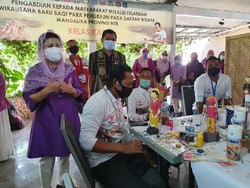 Perajin di Mandalika Dapat Pelatihan Kewirausahaan