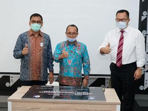 Dirut Pupuk Kaltim Rahmad Pribadi Resmikan Gedung Smart Cyber IPB