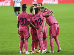 Jersey Pink Real Madrid Bawa Sial