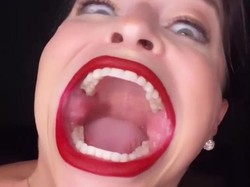 Wanita Viral & Berhasil Raup Rp 204 Juta di TikTok Berkat Ukuran Mulutnya