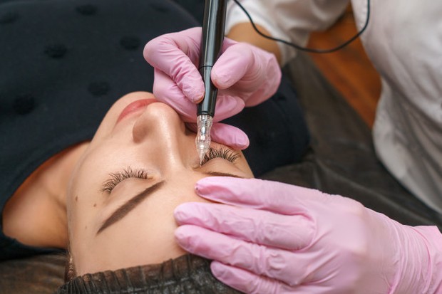 Sulam Alis/ source: freepik.com