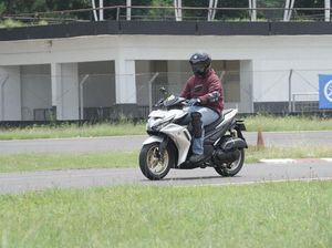 Jajal Aerox 155 Connected Jakarta-Bogor, Segini Konsumsi BBM-nya