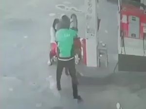 Pria Berjaket Ojol Todong Pistol ke Pegawai SPBU Denpasar