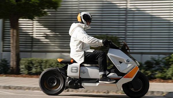 Foto Skuter Listrik Baru BMW Motorrad