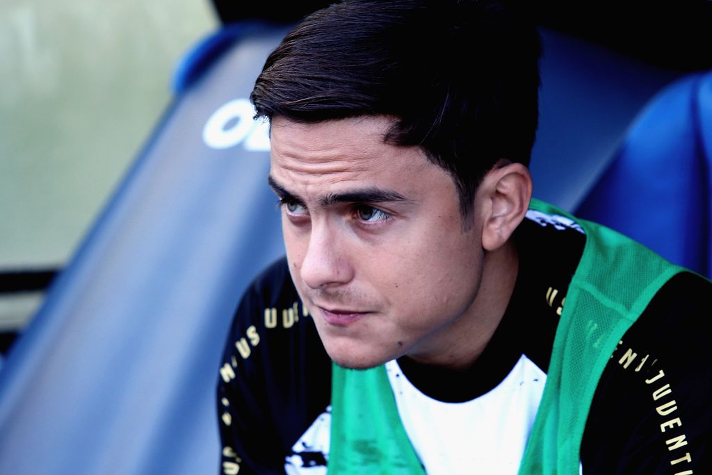 ROME, ITALY - NOVEMBER 08:  Paulo Dybala of Juventus looks on during the Serie A match between SS Lazio and Juventus at Stadio Olimpico on November 8, 2020 in Rome, Italy.  (Photo by Paolo Bruno/Getty Images)