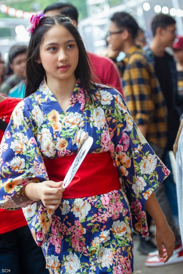 Foto: Ratu JKT48/pinterest/MELODYJKT48 Ratu memakai yukata