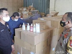 Kotak Suara, Hand Sanitizer dan Disinfektan Tiba di KPU Banyuwangi