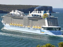 Penumpang Positif Corona, Royal Caribbean Batalkan Jadwal Pelayaran