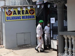 Suasana Markas FPI Usai Dilarang Pemerintah