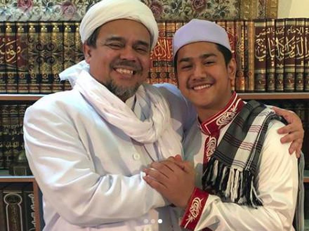 Pertemuan Syakir Daulay dengan Habib Rizieq Curi Perhatian Pertemuan Syakir Daulay dengan Habib Rizieq Curi Perhatian