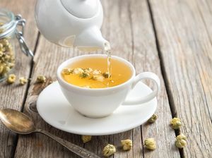 Sering Jerawatan? Atasi dengan Rutin Konsumsi 5 Jenis Teh Ini Sering Jerawatan? Atasi dengan Rutin Konsumsi 5 Jenis Teh Ini