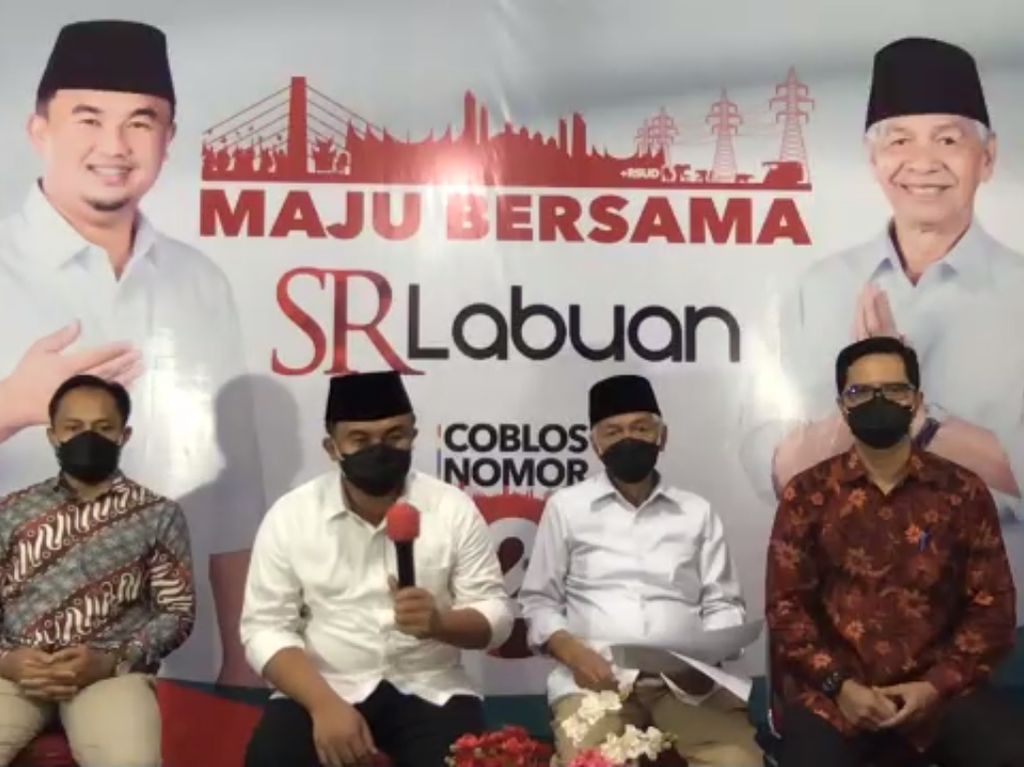 Kubu Sutan Laporkan Dugaan Politik Uang Pihak Lawan ke Bawaslu Dharmasraya Kubu Sutan Laporkan Dugaan Politik Uang Pihak Lawan ke Bawaslu Dharmasraya