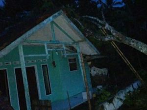 Badai Terjang 3 Kecamatan di Ciamis, Sejumlah Rumah Rusak