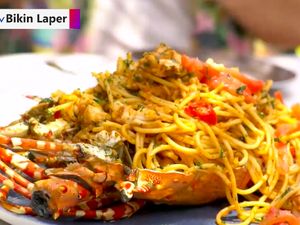 Bikin Laper! Spaghetti Lobster dan Steak Wagyu Rib Eye yang Mantul