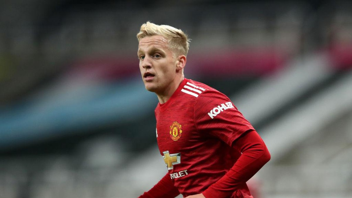 Manajer Manchester United Ole Gunnar Solskjaer masih percaya kepada Donny van de Beek (Foto: Getty Images/Alex Pantling)
