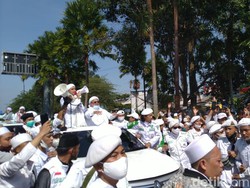 Satgas Minta Peserta Kerumunan Petamburan-Megamendung Tes Corona