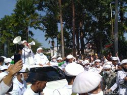 Kegiatan Habib Rizieq di Bogor Timbulkan Kerumunan, Ini Kata MUI Jabar