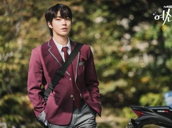 Transformasi Hwang In Yeob Jadi Han Seo Jun di True Beauty