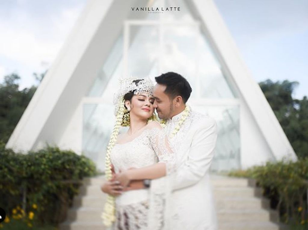 Pengantin Baru, Jenita Janet Ungkap Obrolan Malamnya dengan Suami Pengantin Baru, Jenita Janet Ungkap Obrolan Malamnya dengan Suami
