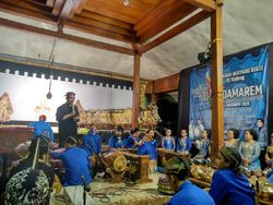Dukung Harno-Bayu, Seniman Rembang: Dari Dulu Sudah Rangkul Kita