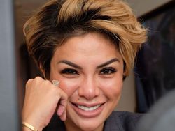 Isi Percakapan Nikita Mirzani dengan Vadel Badjideh