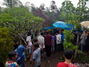 Anggota DPRD Malang yang Meninggal Kecelakaan Dimakamkan