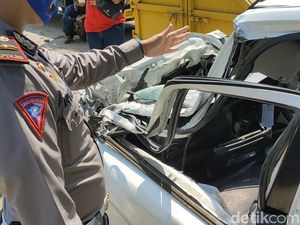Kecelakaan di Tol, Anggota F-PDIP Malang Dirawat di RS Moewardi Solo Kecelakaan di Tol, Anggota F-PDIP Malang Dirawat di RS Moewardi Solo