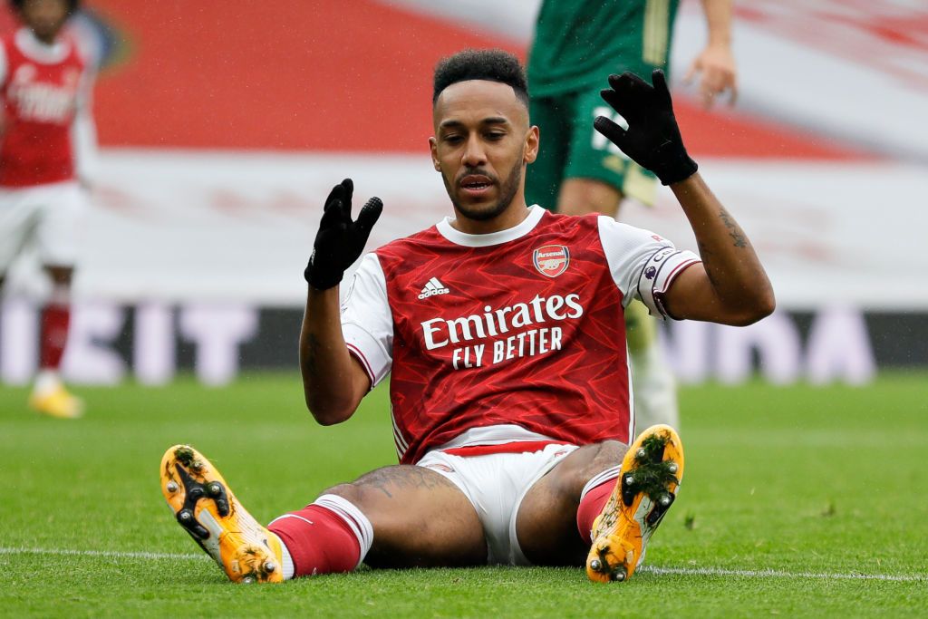 LONDON, ENGLAND - OCTOBER 04: Pierre-Emerick Aubameyang of Arsenal reacts after a missed chance during the Premier League match between Arsenal and Sheffield United at Emirates Stadium on October 04, 2020 in London, England. Sporting stadiums around the UK remain under strict restrictions due to the Coronavirus Pandemic as Government social distancing laws prohibit fans inside venues resulting in games being played behind closed doors. (Photo by Kirsty Wigglesworth - Pool/Getty Images)