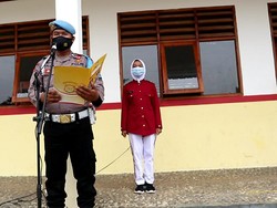 Kisah Polisi di Sukabumi, Bangun-Gratiskan Sekolah untuk Anak Yatim