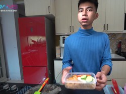 Lihat Aksi Dimas Ahmad Bikin Nasi Goreng untuk Raffi Ahmad