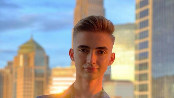 Penampilan Pria yang Habiskan Rp 1 M untuk Jadi Baby Ken Doll