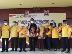 Solid Menangkan Yoko-Nisa, Golkar Ajak Warga Mojokerto Pilih Calon yang Bersih