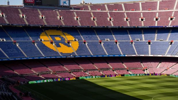 Barcelona BARCELONA, SPAIN - AUGUST 07: The logo of the FC Barcelona's main global partner, Japanese e-commerce company Rakuten, is seen in the stands of the Camp Nou stadium ahead of the Joan Gamper Trophy match between FC Barcelona and Chapecoense at Camp Nou stadium on August 7, 2017 in Barcelona, Spain. (Photo by Alex Caparros/Getty Images)