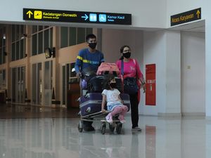 Vaksin COVID-19 Jadi Harapan untuk Dunia Penerbangan dan Pariwisata Vaksin COVID-19 Jadi Harapan untuk Dunia Penerbangan dan Pariwisata