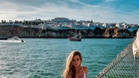 Pantai jadi destinasi wisata favoritnya (Instagram)