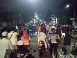 Jemaah Masih Berdatangan ke Maulid Nabi dan Nikahan Putri Habib Rizieq