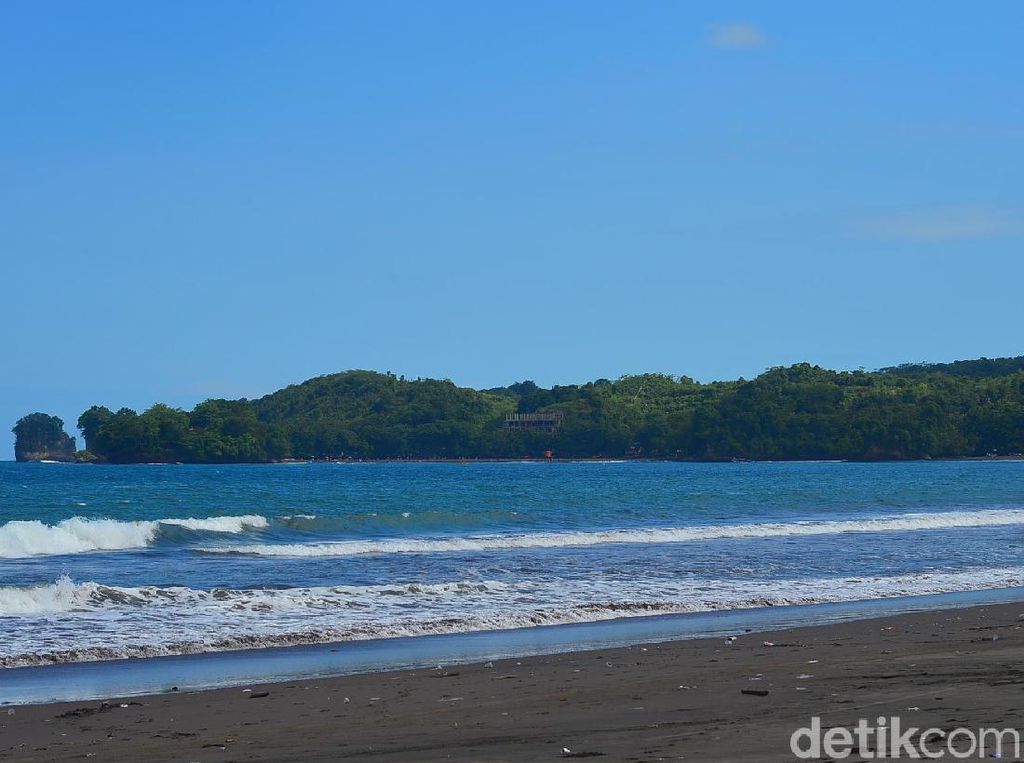 Target Vaksinasi Tercapai, Pantai Batukaras dan Madasari Akhirnya Dibuka Lagi Target Vaksinasi Tercapai, Pantai Batukaras dan Madasari Akhirnya Dibuka Lagi