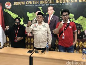 Terdampak COVID-19, Tama Kangen Band Tetap Peduli Antar Sesama