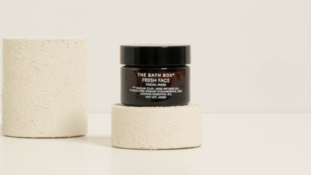 The Bath Box Fresh Face Mask/ Foto: Thebathbox.co.id The Bath Box Fresh Face Mask adalah masker wajah organik yang cocok untuk kulit normal cenderung berminyak