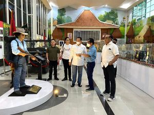 Kunjungi Museum Bang Yos, Ketua MPR: Patut Kita Dukung dan Tiru