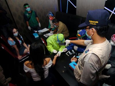 Puluhan LC Karaoke di Tegal jadi Sasaran Rapid Test