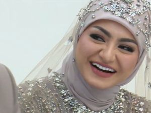 Profil Nathalie Holscher yang Resmi Dipersunting Sule Profil Nathalie Holscher yang Resmi Dipersunting Sule