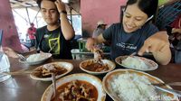 Sate Kambing dan Ayam di Kediri Cuma Rp 10 Ribu Per Porsi Lho