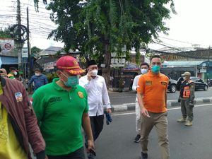 Kasatpol PP DKI Sambangi Kediaman Habib Rizieq di Petamburan