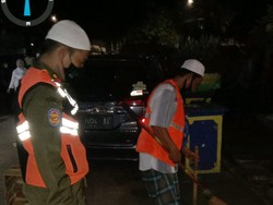 Satpol PP Hukum 36 Pelanggar Masker di KS Tubun-Petamburan Semalam
