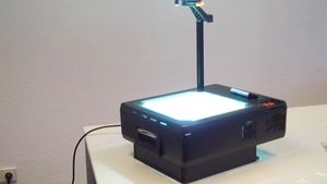 Gadget dan Teknologi Jadul yang Bikin Bingung Generasi Muda